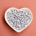Black White Acrylic Letter Beads 3000pcs